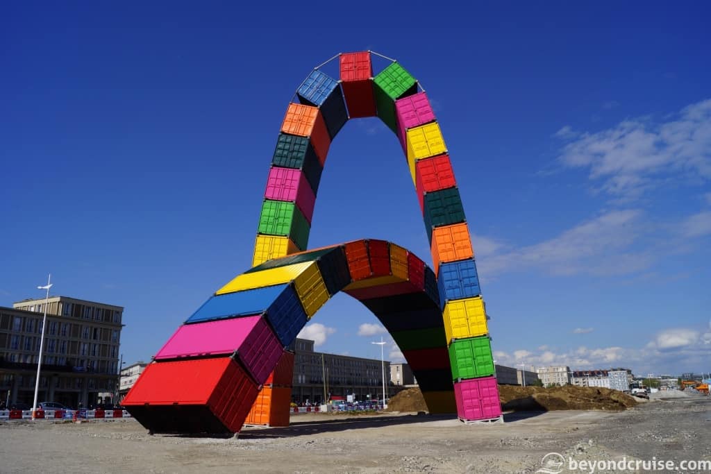 Le Havre - Container Catene sculpture